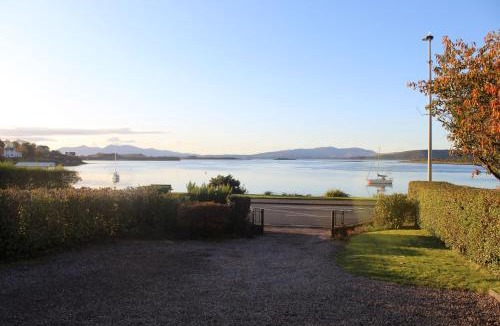 Connel House | An Cala