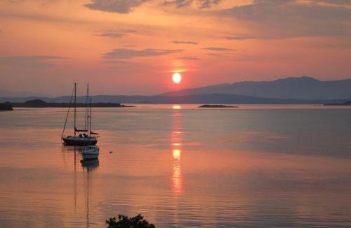 Connel House | An Cala