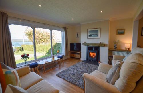 Connel House | An Cala