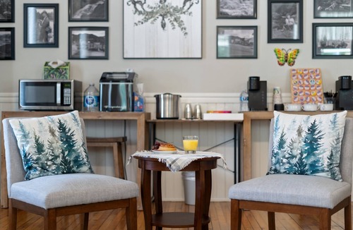 Tellico Plains Hotel | An Elegant, Historic Inn, The Stewart Room