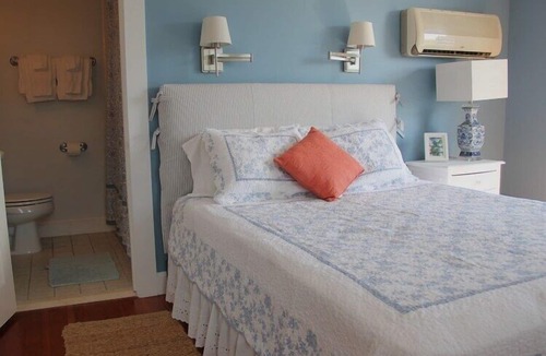 Dennis Port Bed & Breakfast | An English Garden Bed & Breakfast