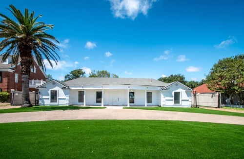 Bay Area House | An Epitome of Luxury