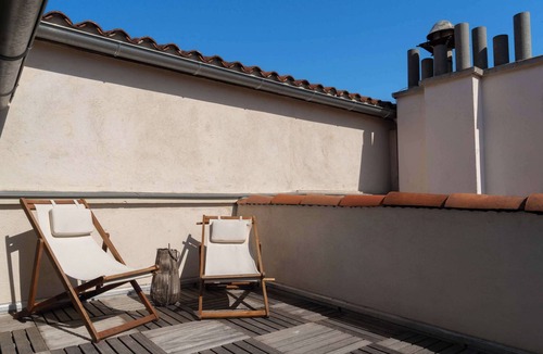 Opera Apartment | An Exceptional 3-BR/3Ba with Terrace- Vieux Port
