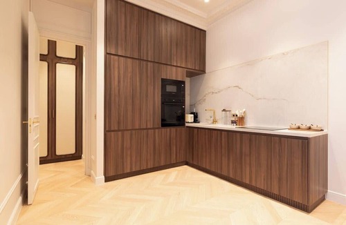 Les Halles Apartment | An Exceptional 3-BR/3Ba with Services - Louvre