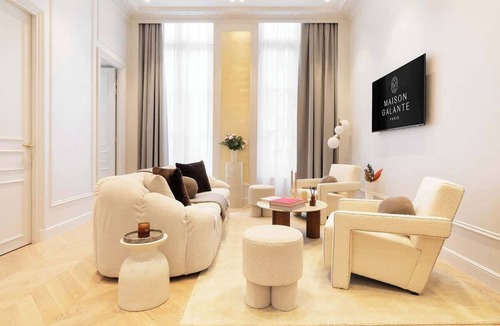 Les Halles Apartment | An Exceptional 3-BR/3Ba with Services - Louvre