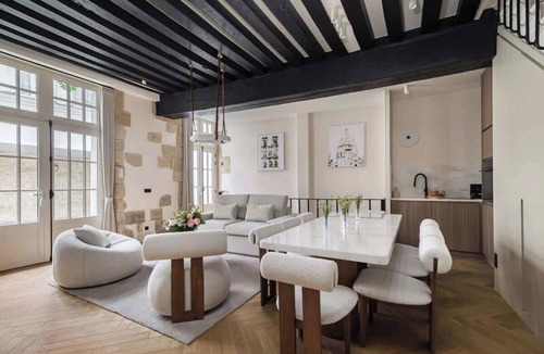 Saint-Gervais Apartment | An Exceptional 3-BR/3Ba with Services - Le Marais