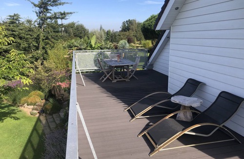 Saint-Venant Apartment | AN EXCEPTIONAL SETTING "Le Jardin Bosselé"