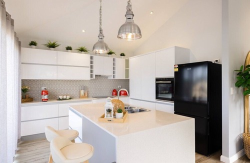 Mermaid Waters House | An Idyllic Boho Style Retreat,High-end kitchenware