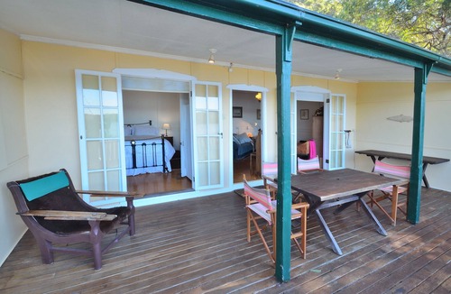 Bar Point Cottage | An idyllic haven, an hour from the CBD, ready to explore