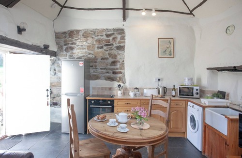 Saint Gennys Cottage | An idyllic North Cornwall retreat.