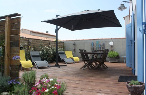 La Cotiniere House | An intimate beachfront Cotinière