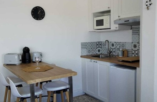 Saint-Lunaire Apartment | An iodized stay by the sea on the splendid Emerald Coast.