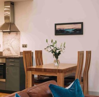 Dornie House | An Iolaire