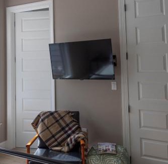 Titusville Bed & Breakfast | An Locha B&B