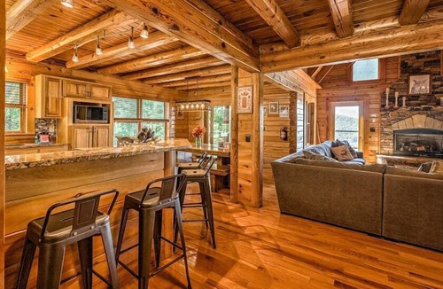 Morganton Cabin | An Owl's Perch- Pet Friendly | Panoramic Sunset Views | Game Room | Firepit