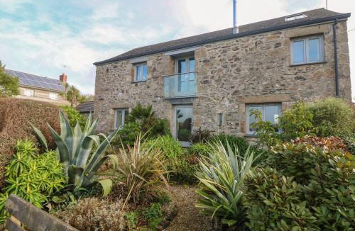 Perranuthnoe House | An Skyber