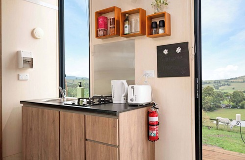 Dixons Creek House | An Unforgettable View by Tiny Away