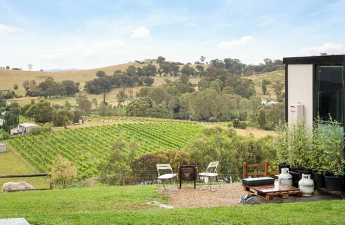 Dixons Creek House | An Unforgettable View by Tiny Away