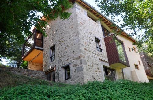 Marat House | Ana'chronique