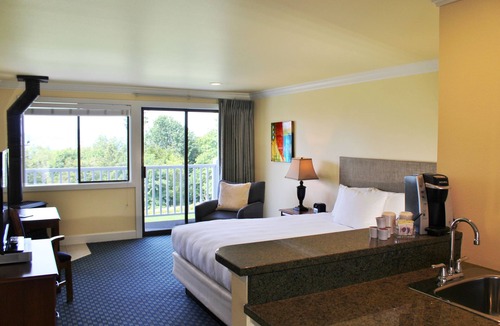 Anacortes Hotel | Anacortes Ship Harbor Inn