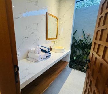 Mas House | Anada House