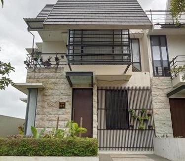 Ngaglik Villa | Anagata House Batu at C8 Grand Kusuma Hill