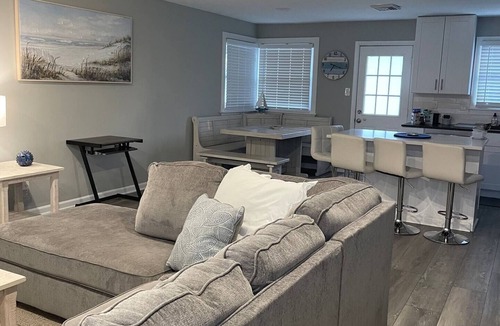 A-Zone House | Analia's Beach Home