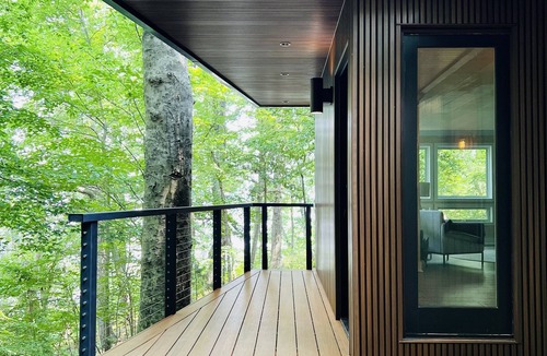 Spring Grove Cottage | ANALOG - Private Beach & Acres of exclusive sanctuary set in a peaceful forest