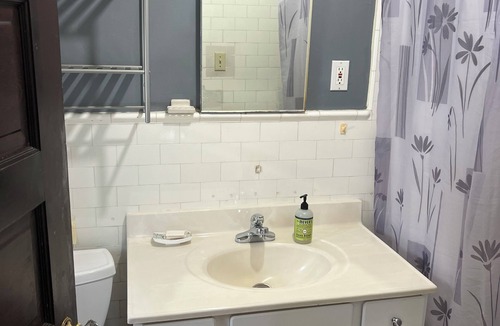 Chestnut Hill Apartment | Anam Cara Extended Stay