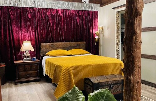 Shelbyville Other | Anam Haven County/farm stay