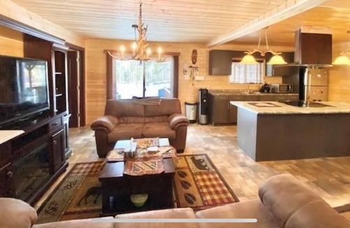 Wasagaming House | Ananda "Bliss" - Cabin at Clear Lake - RMNP