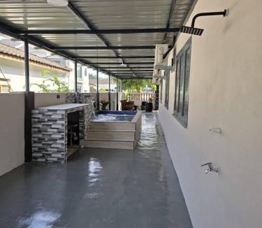 Ayer Keroh House | anas MJ homestay private pool