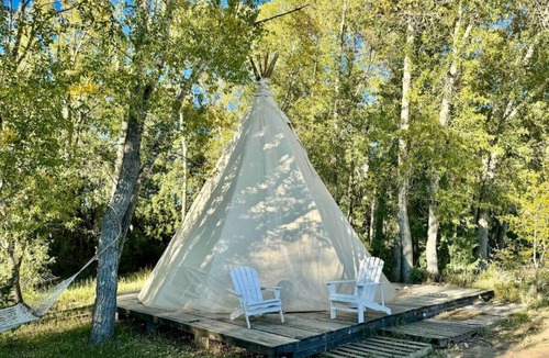 San Cristobal RV Rental | ANASAZI TIPI