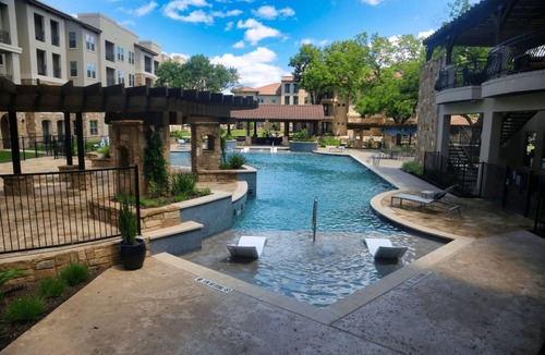 Southside Apartment | Anastasia: Stylish Lux Condo: Pool, Balcony, near Riverwalk, AFB