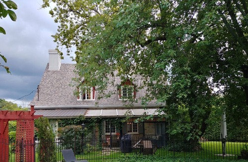 Chambly House | Ancestral home with beautiful unique style