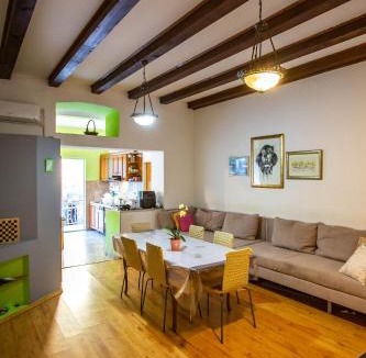 Gruz House | Anchi Guesthouse