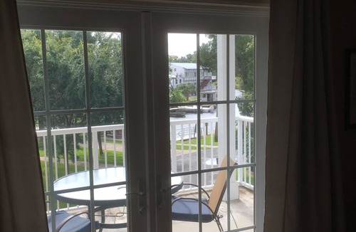 Chiefland Condo | Anchor Away