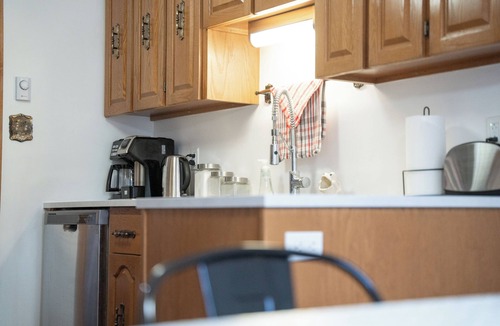 Port de Grave House | Anchor House | Oceanfront, Pet-Friendly, One-Level—Ideal Home Base to Explore