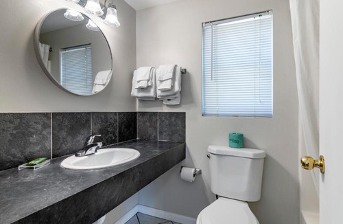 Wells Hotel | Anchor Inn and Cottages Wells-Ogunquit