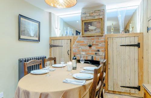 Faversham House | Anchor Light Cottage