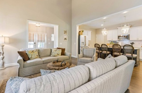 Tullahoma House | Anchor & Oar Cottage