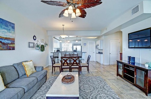 Port Aransas Apartment | Anchor's Away condo