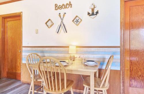 Long Beach House | Anchorage Cottages #7