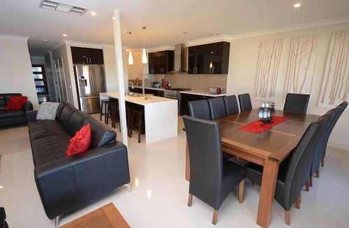 Yarrawonga House | Anchorage Lakehouse Yarrawonga