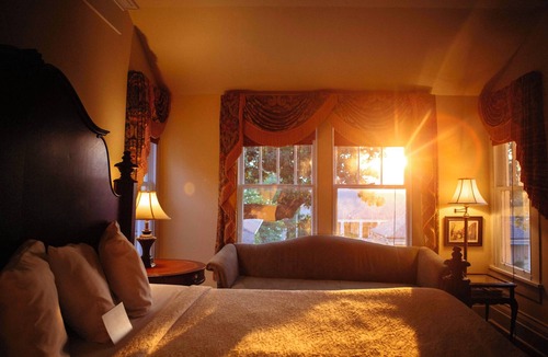 Vicksburg Hotel | Anchuca Historic Mansion & Inn