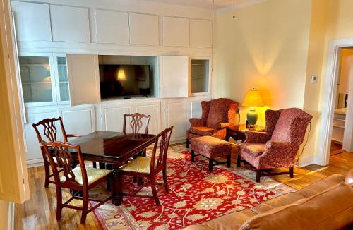 Vicksburg Bed & Breakfast | Anchuca Historic Mansion & Inn