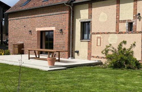 Gournay-le-Guerin House | Ancien corps de Ferme Normand