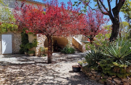Labastide-de-Virac House | Ancien mas Provençal Restauré sur les Hauts D'un Village de Caractère