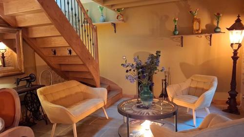 Ferrieres-la-Verrerie House | Ancien moulin dans un cadre d exception