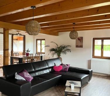 Liebsdorf Apartment | Ancienne ferme de Charles